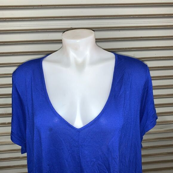 Decree blue plus size V neck short sleeve top - Picture 3 of 7